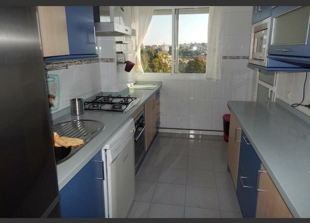 Atico 3 Habitaciones Benalmadena Costa Con Jacuzzi Y Barbacoa Privado Luaran gambar