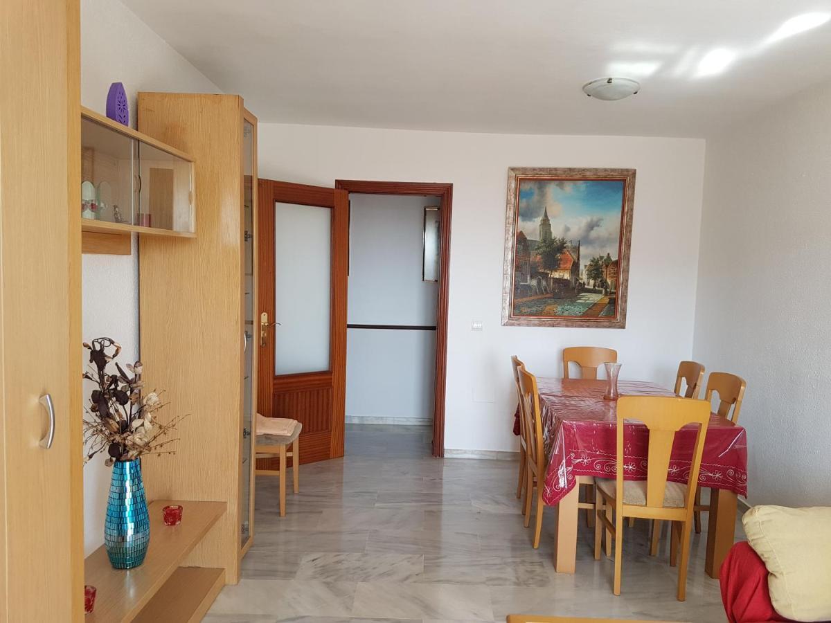 Atico 3 Habitaciones Benalmadena Costa Con Jacuzzi Y Barbacoa Privado Luaran gambar